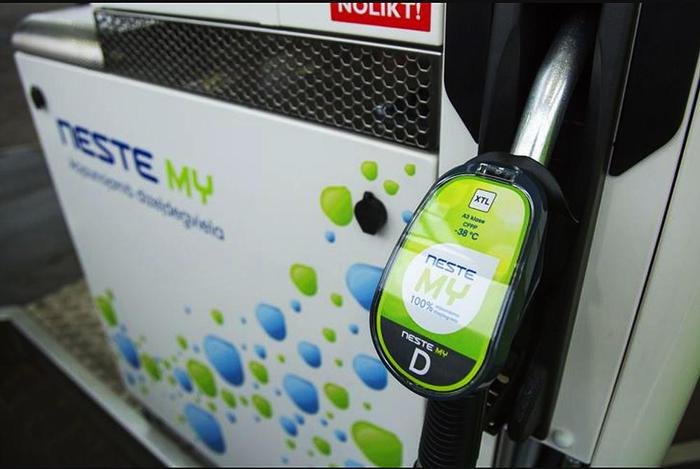 Colonnina di rifornimento di biocarburante Neste