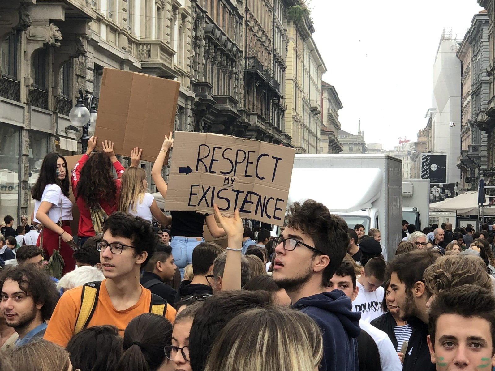 Cartello Respect my existence